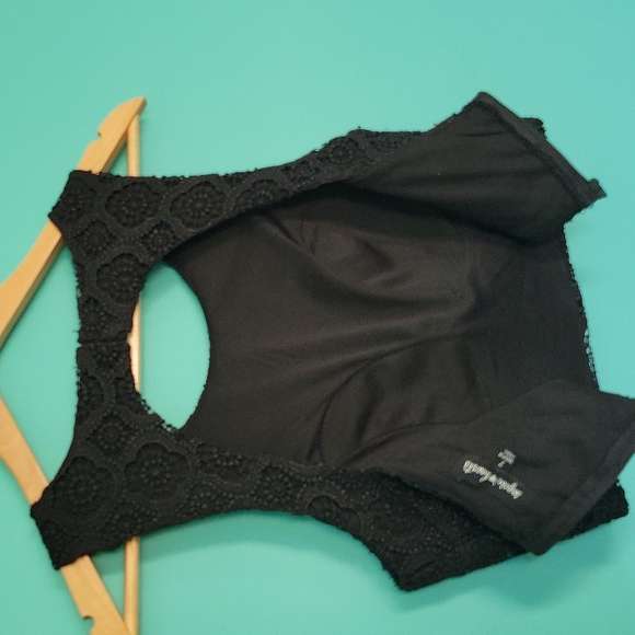 Sequin Hearts Open Back Knit Top - Picture 6 of 7